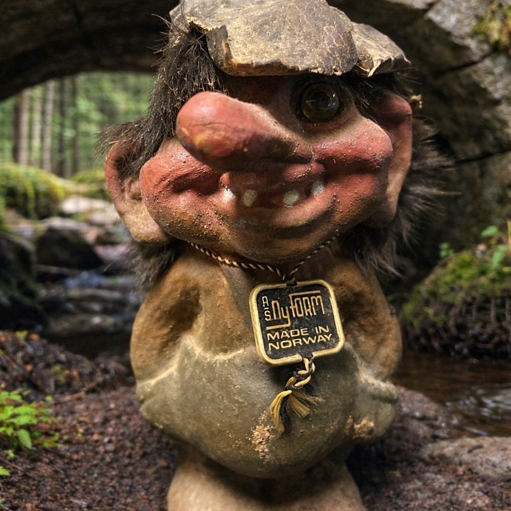 🧌 AS Ny Form Troll – Leaf Hat – Made in Norway